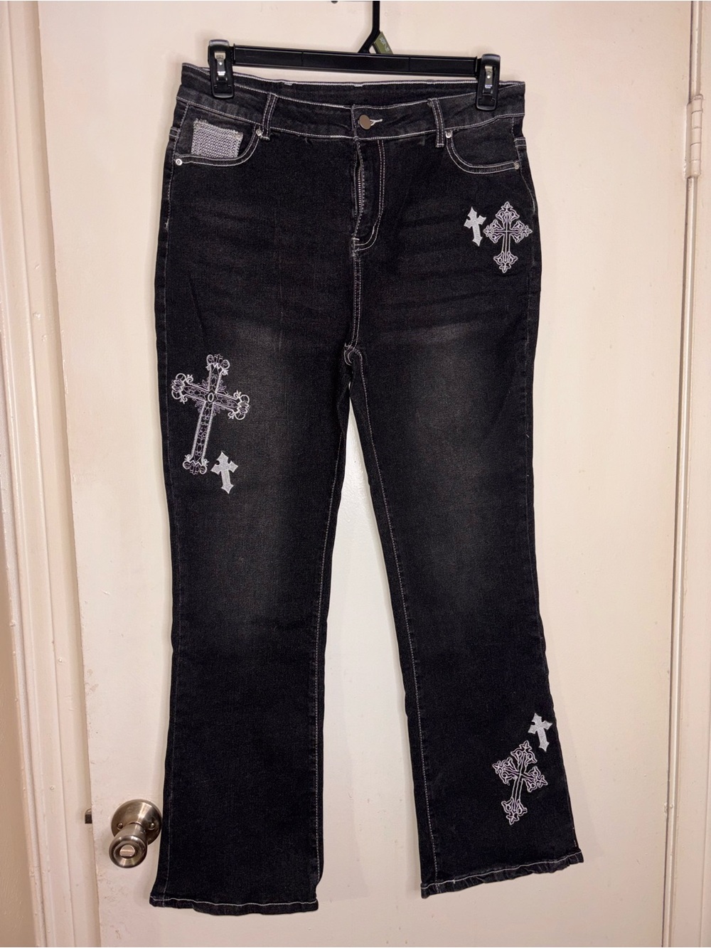 Black Boot-Cut Women’s Jeans with White Cross Embroidery